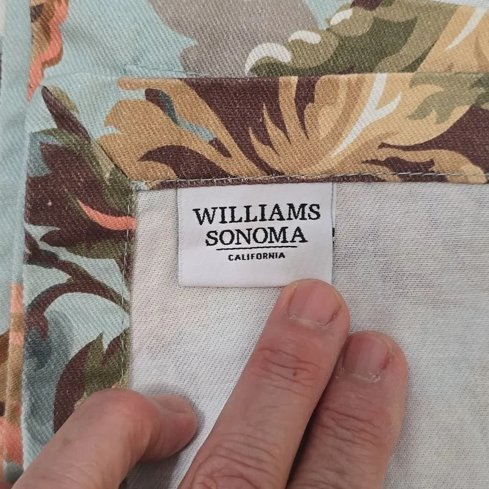 Williams & Sonoma Autumn Floral Set Of 7‎ Napkins